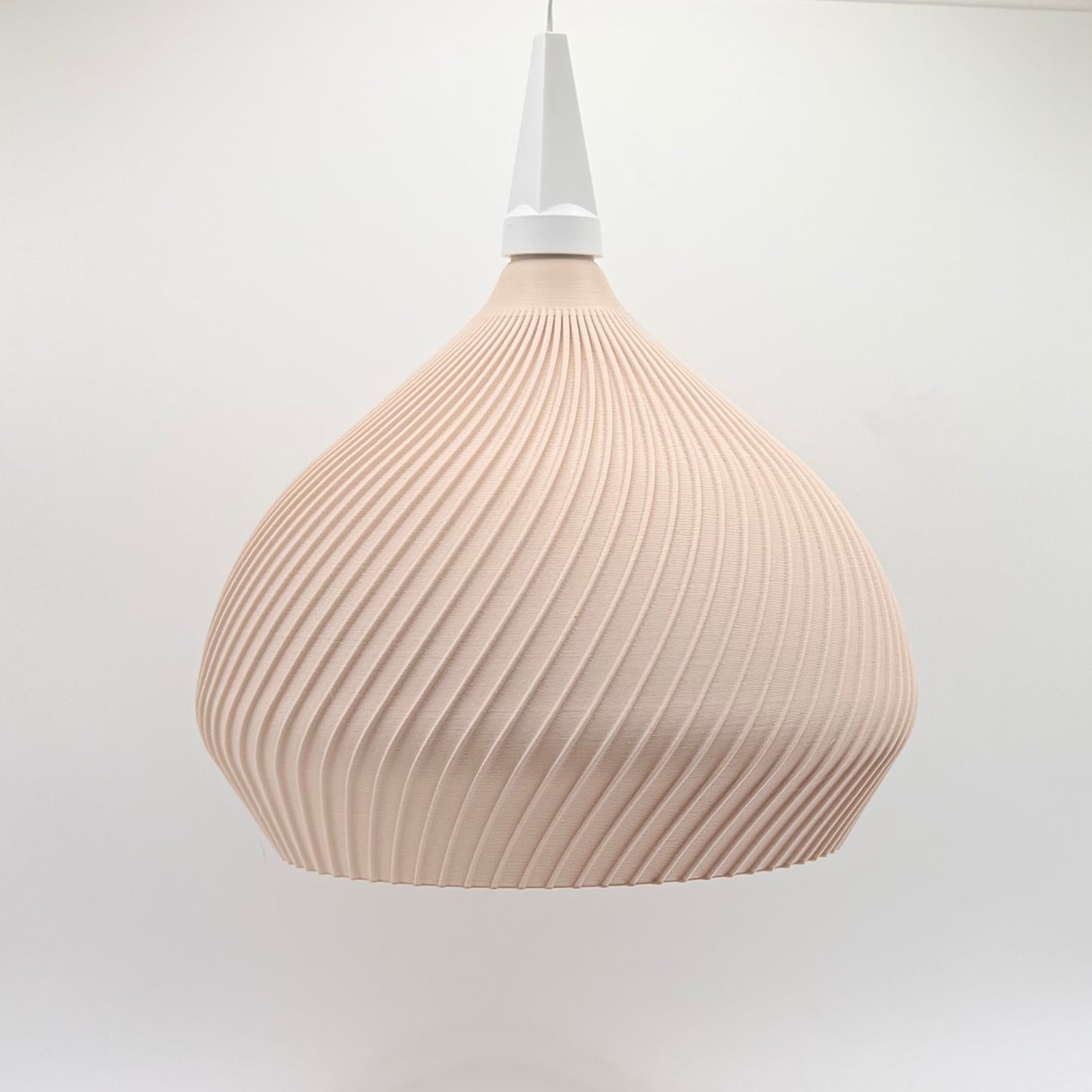 Handgefertigte Designer‑Pendelleuchte rosa – modernes, skandinavisches Lichtobjekt für Herrnhuter Stern - A1 Fassung